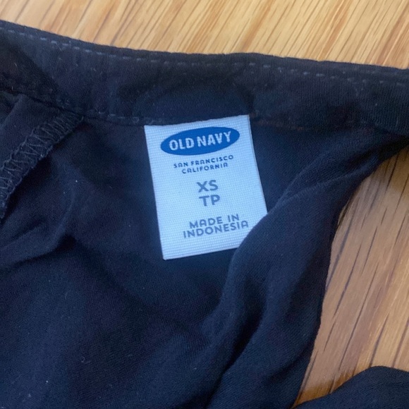 Old Navy Women’s Black Tank Top Size XS - Picture 4 of 6
